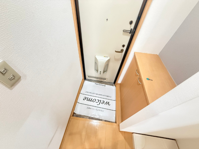 ����7