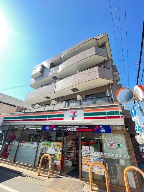 ���}�������@�s����w�w�i�k��3���j