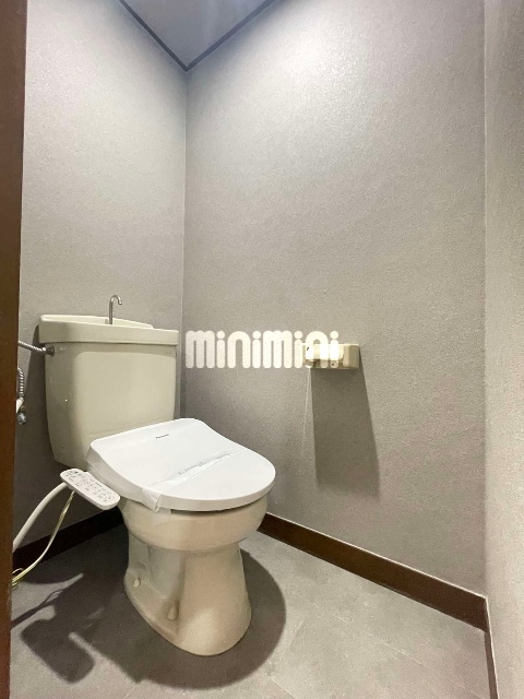 ����7