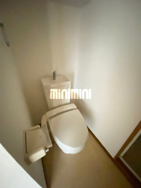 ����6