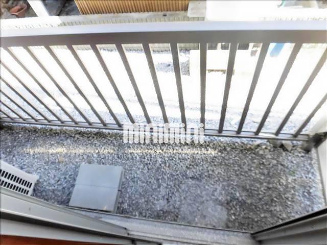����3