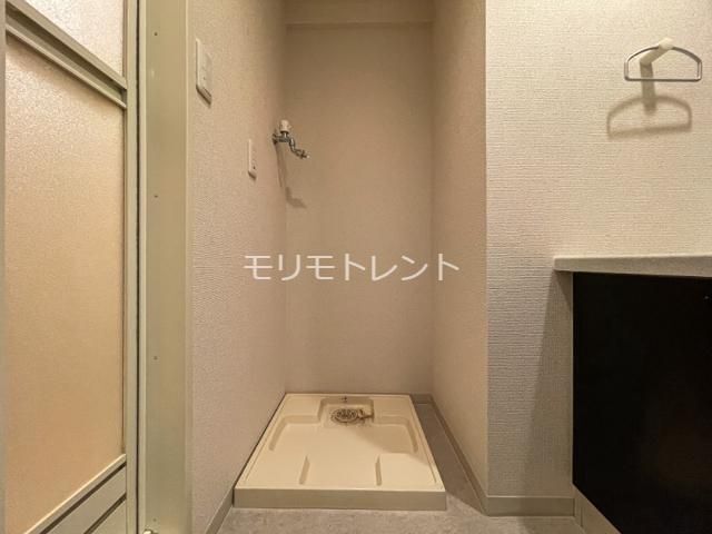 ����14