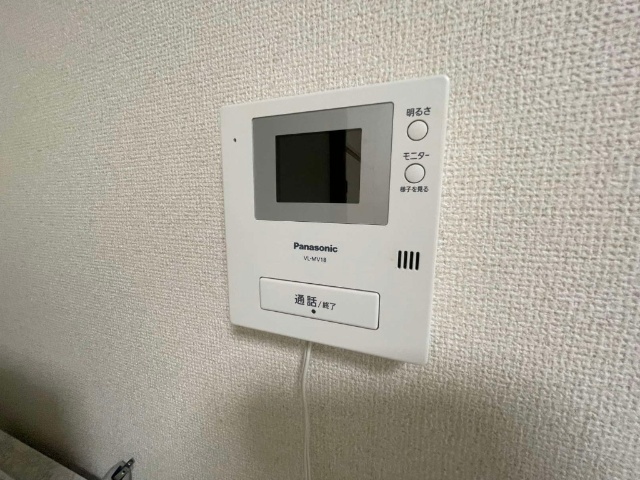����7