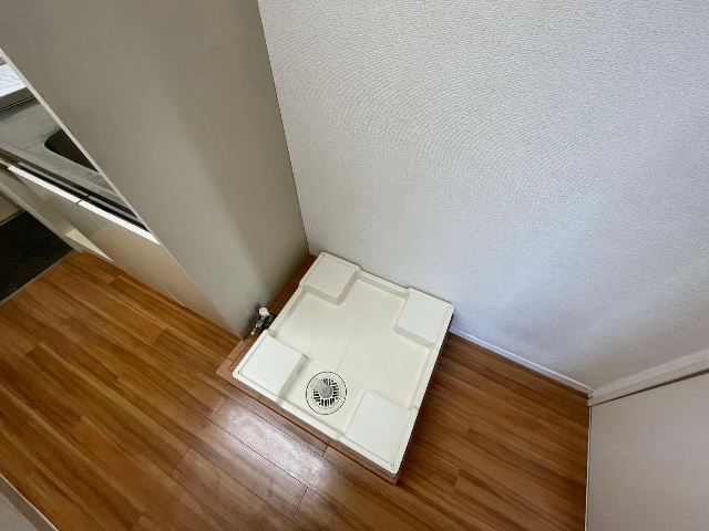 ����6