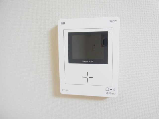 ����10