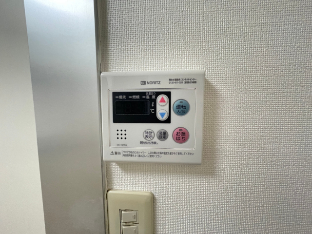 ����24