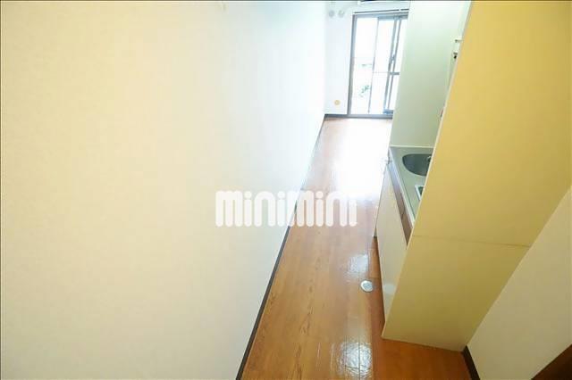 ����6