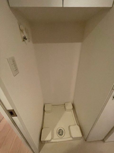 ����6