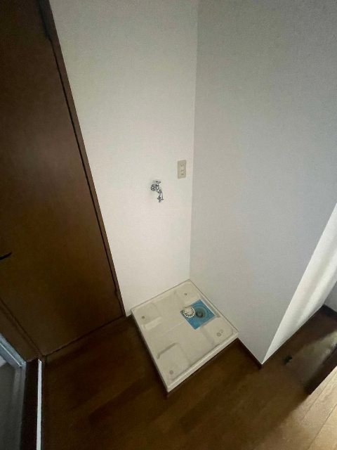 ����5