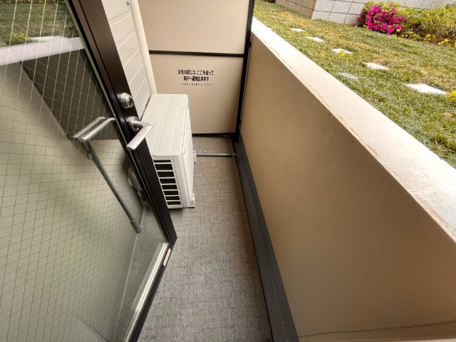 ����8