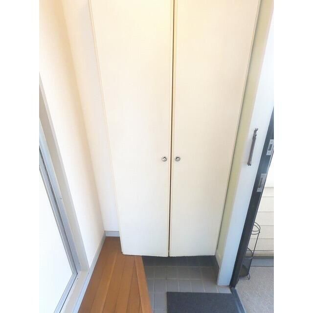 ����14