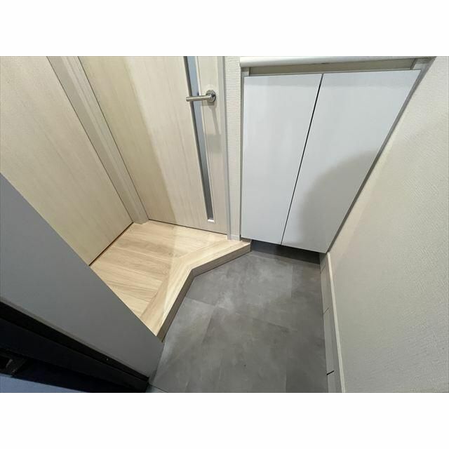 ����7