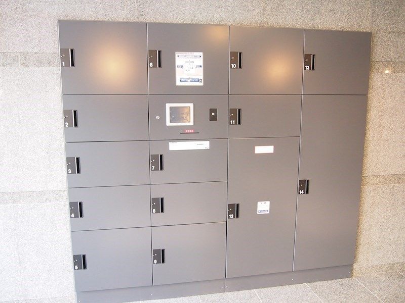 ����9