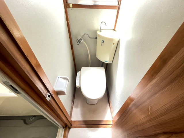 ����6