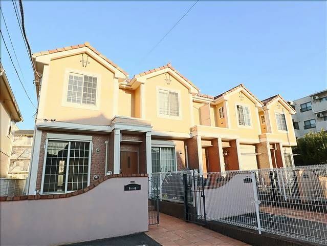 ���}�c���s�s���@�����ݖ�w�i�o�X10�� �E��������P���ڒ�A �k��2���j