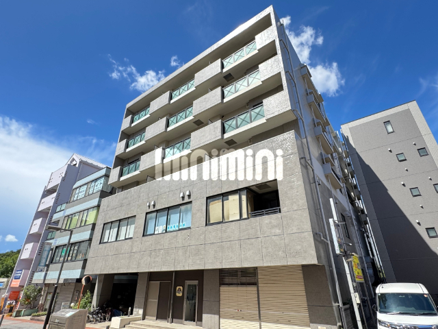 ���l�s�c�n���S�u���[���C���@�Z���^�[��w�i�k��6���j