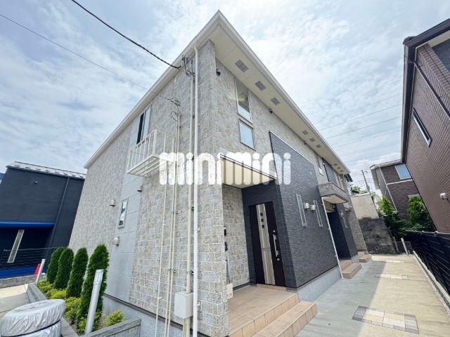 ���l�s�c�n���S�O���[�����C���@�k�R�c�w�i�k��10���j