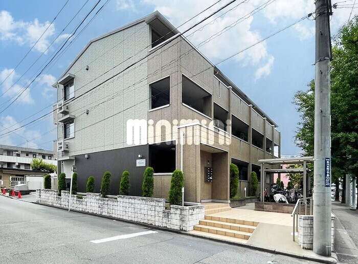 ���}�c���s�s���@�{�O���w�i�o�X13�� �E���X�֋ǑO��A �k��1���j