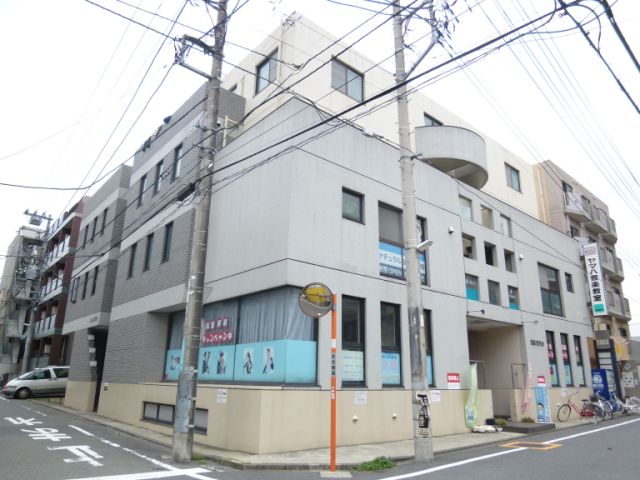 ���l���@����Ӊw�i�k��2���j