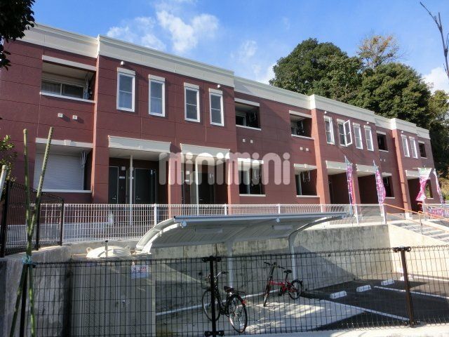 �ɓ�������Y�R���@�����w�i�k��4���j