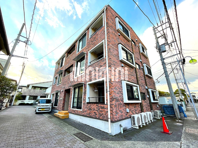 ���C���{���@���c���w�i�k��8���j