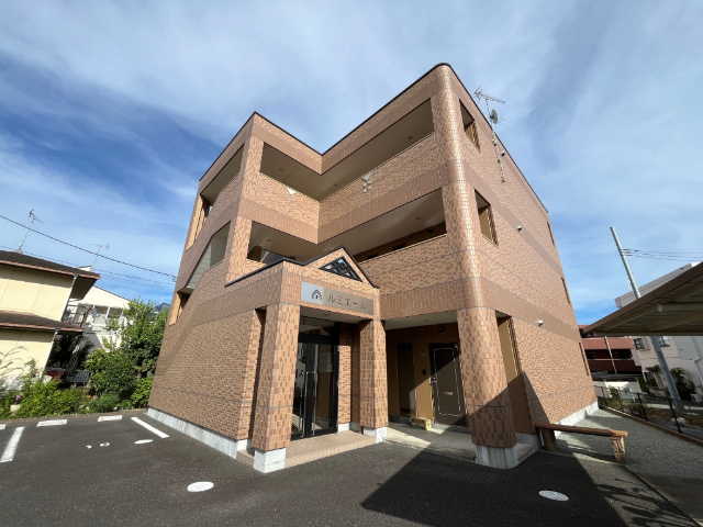 ���c�}�d�S���c�����@���c���w�i�k��20���j�A���C���{���@���c���w�i�k��20���j