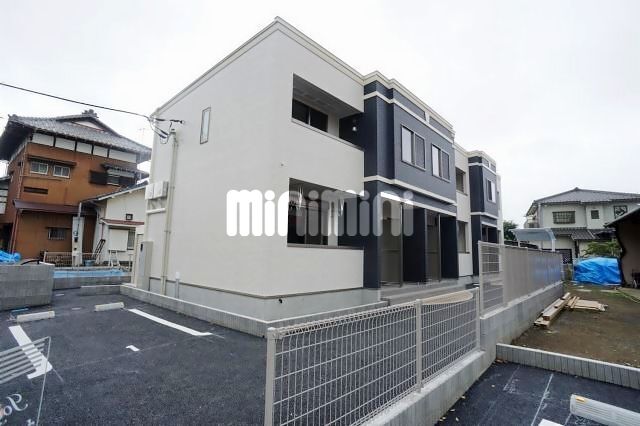 ���C���{���@������w�i�o�X15�� �E�ԏ��A �k��4���j