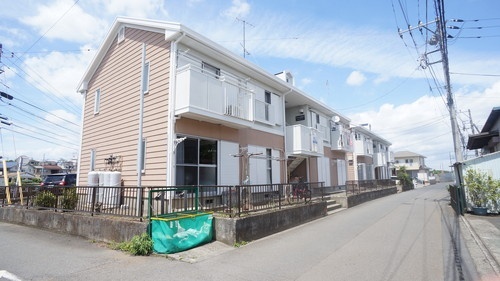 ���c�}�d�S���c�����@�{���؉w�i�o�X8�� �E���c�_�БO��A �k��4���j