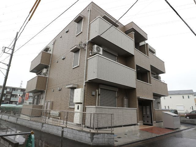 ���l���@�Õ��w�i�k��8���j