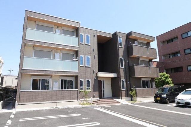 ���c�}�d�S���c�����@�o�ˉw�i�k��18���j