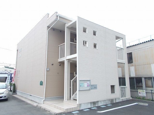 ���C���E�R�z�V�����@���c���w