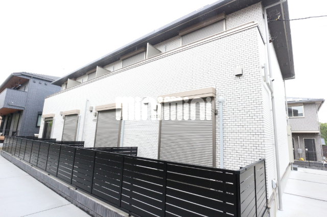 ���l�s�c�n���S�u���[���C���@����w�i�k��8���j