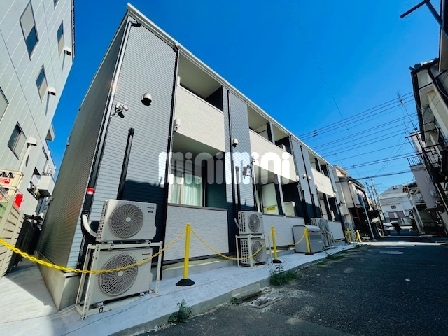 ���}�������@���y�w�i�k��8���j