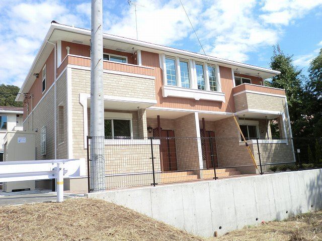 ���l���@����Ӊw�i�o�X10�� �E�}�t�勴��A �k��7���j