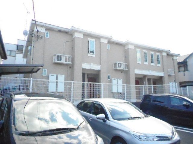 ���l���@����Ӊw�i�k��18���j