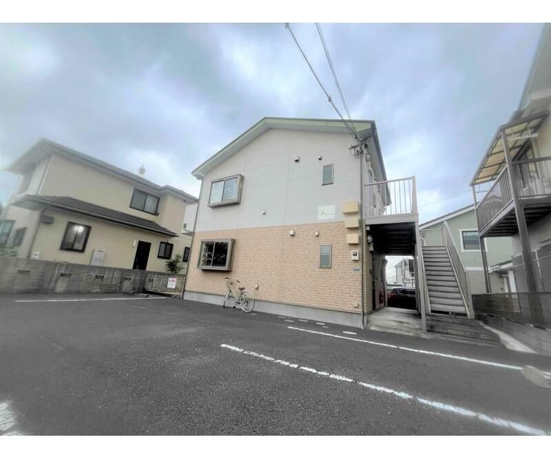 ���c�}�d�S���c�����@�{���؉w�i�k��10���j