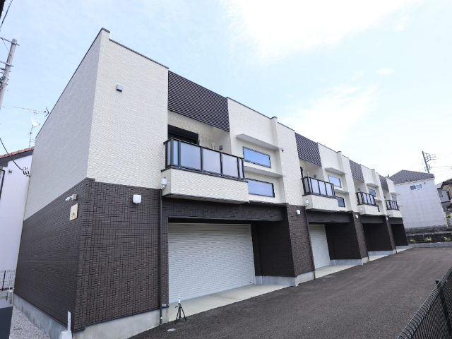 ���c�}�d�S���c�����@�{���؉w�@��11��