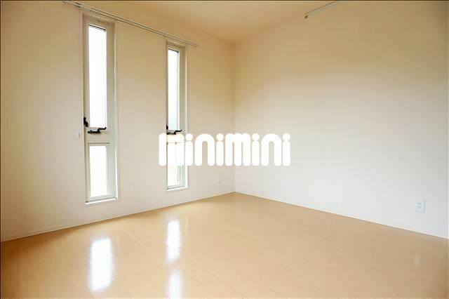����19