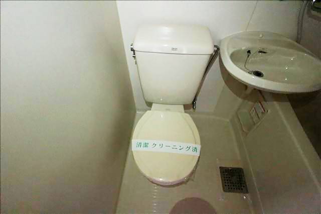 ����8