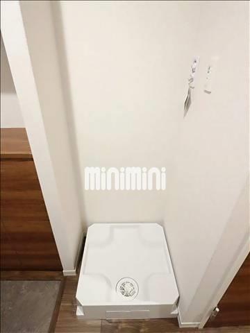 ����5