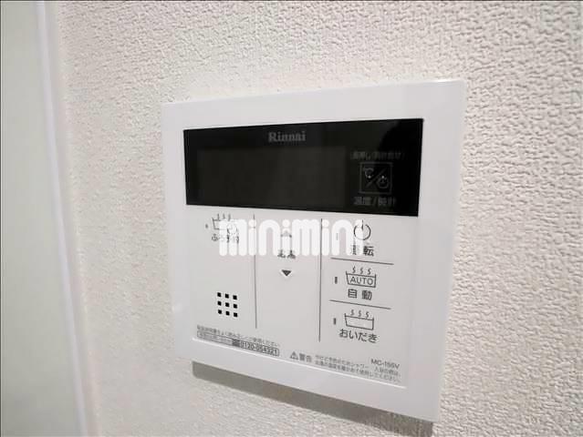 ����13