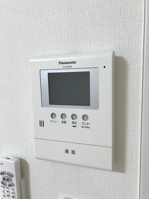 ����7