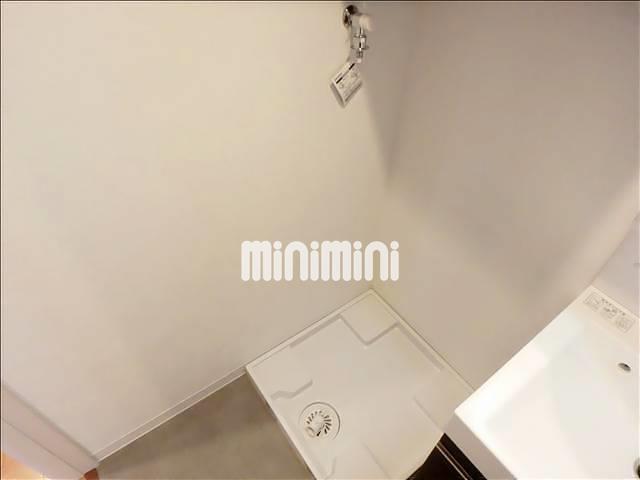 ����11