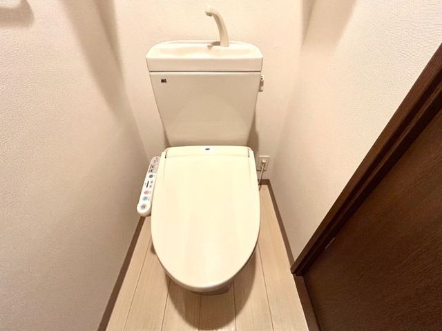 ����5