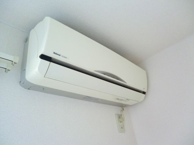 ����8