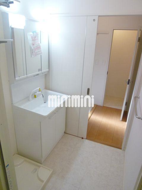 ����6