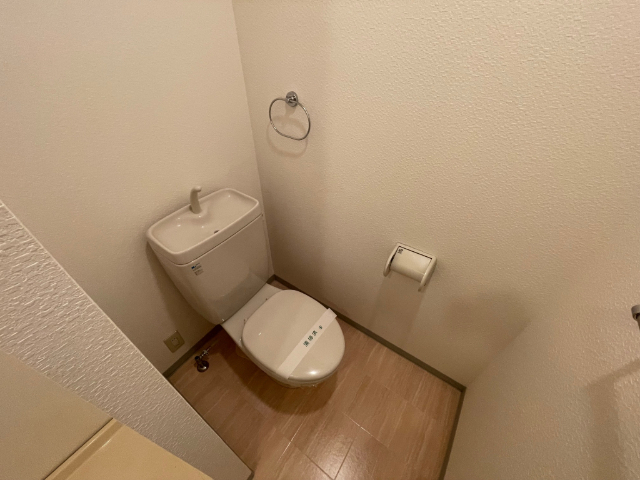 ����5