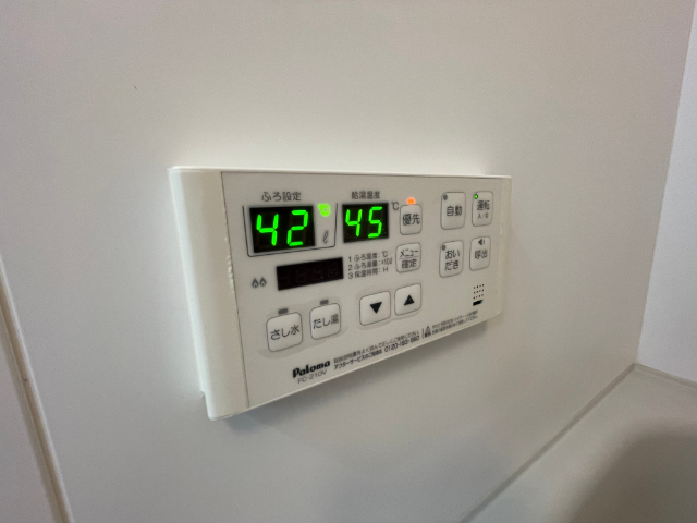 ����14
