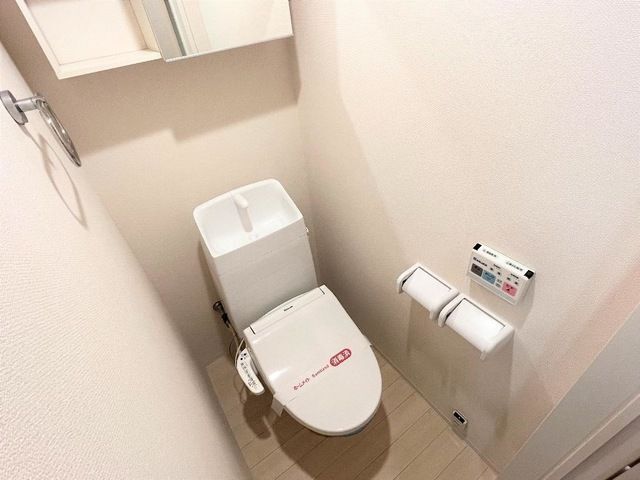 ����5