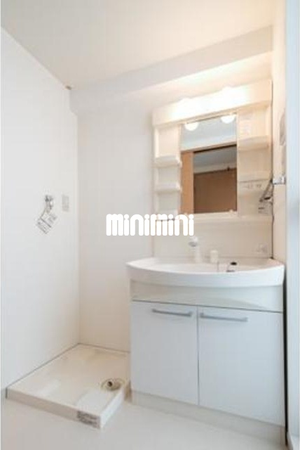 ����5